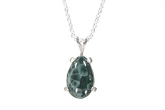 Greenstone  Pendant  9 x 15 mm  4419