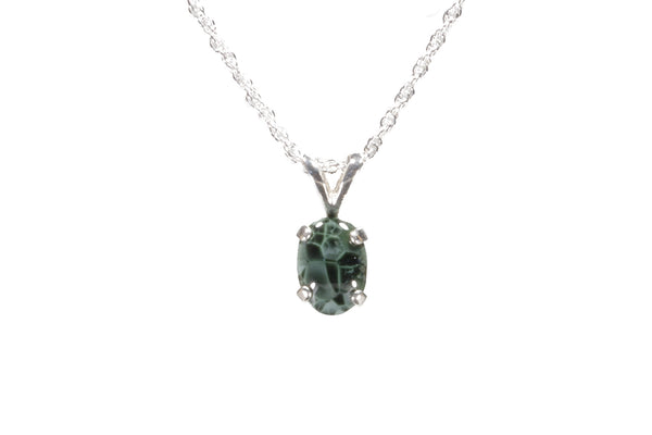 Greenstone  Pendant 8 x6mm  4556