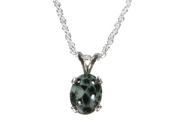 Greenstone  9 x 7mm Pendant 5319